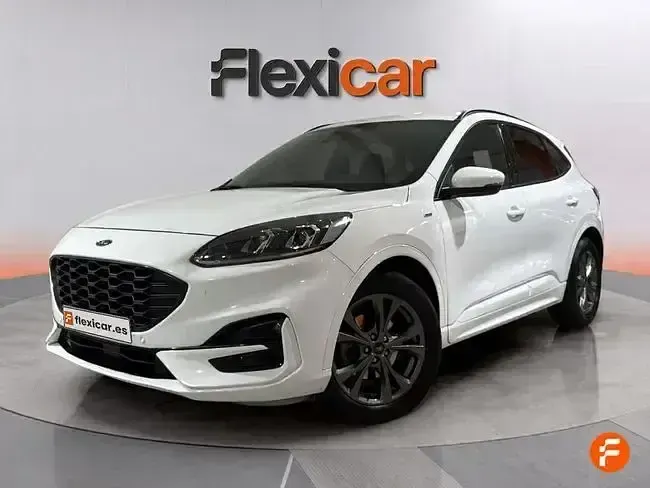 Usado Ford Kuga ST-Line 150 CV (110 kW) 2022 Blanco SUV