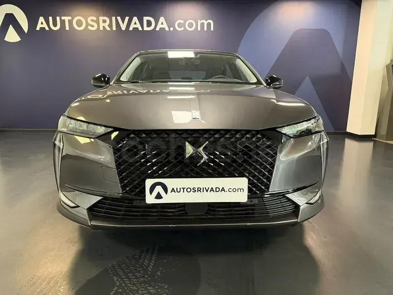 Usado DS Automobiles DS4 Performance 225 CV (165 kW) 2023 Gris / plata SUV