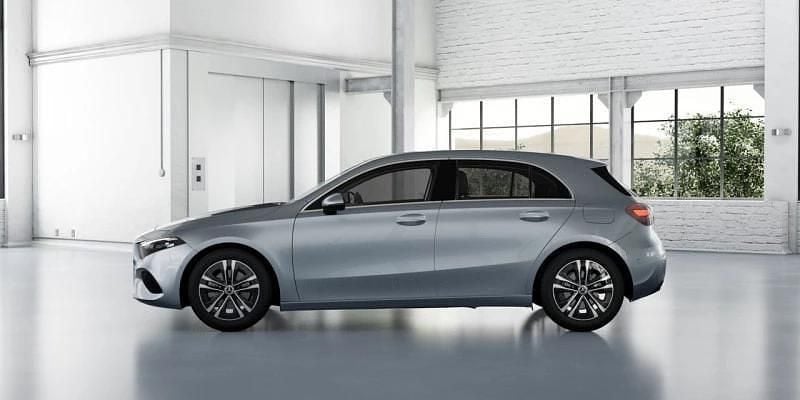 Nuevo Mercedes A200 150 CV (110 kW) 2025 Plata