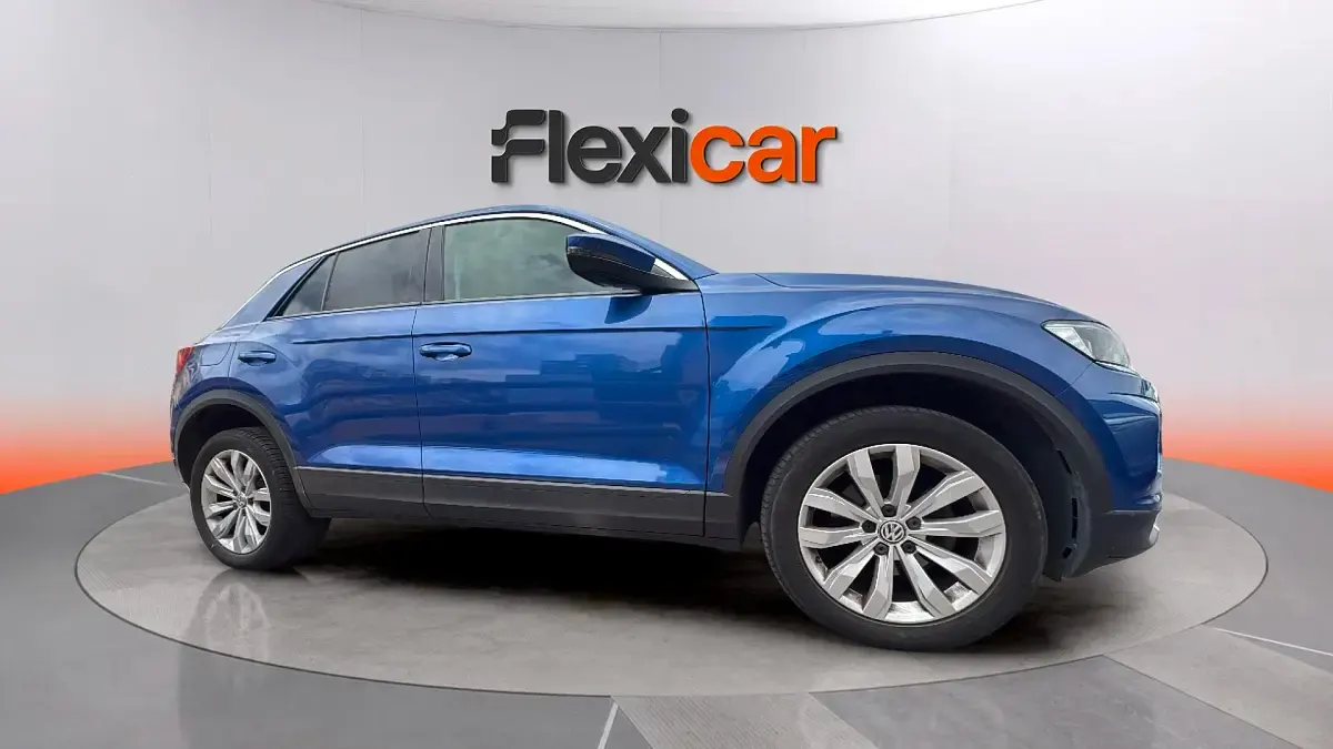 Usado VW T-Roc Advance 116 CV (85 kW) 2019 Azul SUV