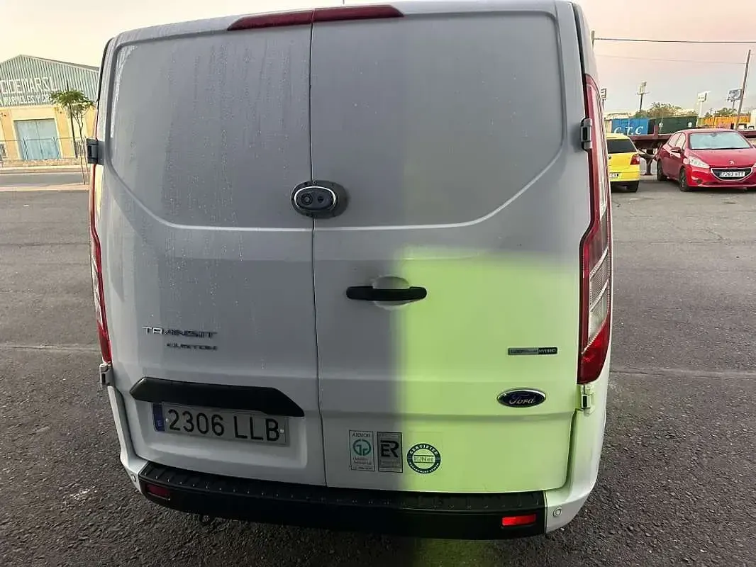 Usado Ford Transit Custom 131 CV (96 kW) 2020 Blanco Van