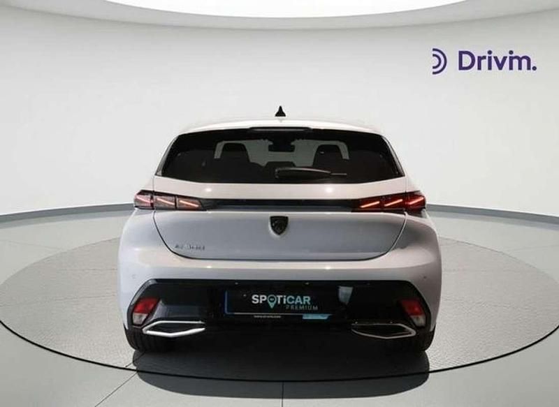 Usado Peugeot e-308 114 kW (156 CV) 2023 Blanco Utilitario