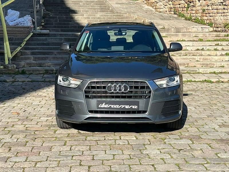 Usado Audi Q3 Design 150 CV (110 kW) 2016 Gris / plata SUV