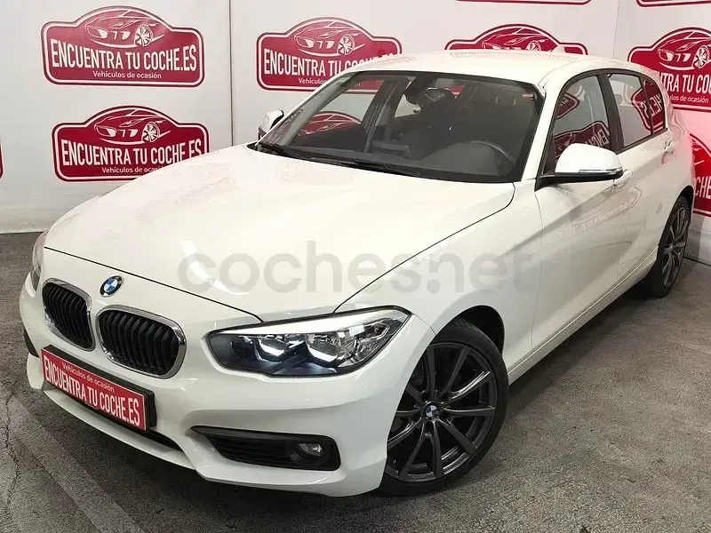 Usado BMW 118 Comfort Edition 136 CV (100 kW) 2018 Blanco Utilitario