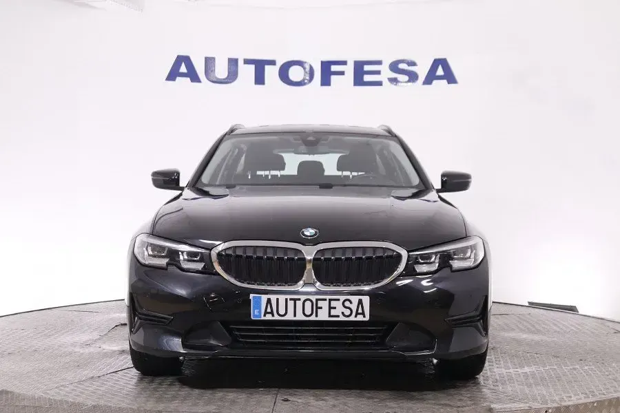 Usado BMW 320 190 CV (139 kW) 2021 Negro Familiar