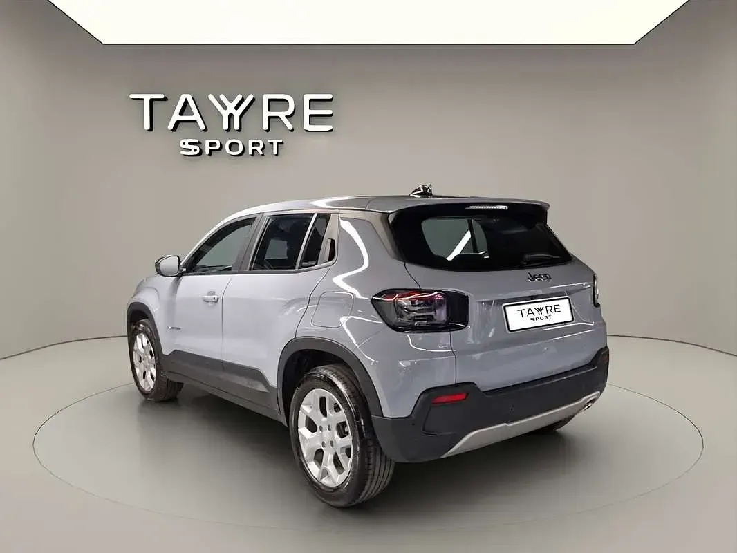 Usado Jeep Avenger Altitude 101 CV (74 kW) 2025 Gris SUV