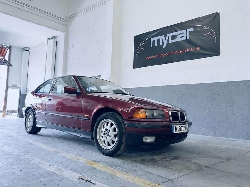 Burdeos Usado 1997 BMW 316 Compact Utilitario | 4990 € - Imagen 1/4