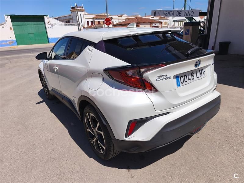 Usado Toyota C-HR Advance 122 CV (89 kW) 2021 Blanco SUV