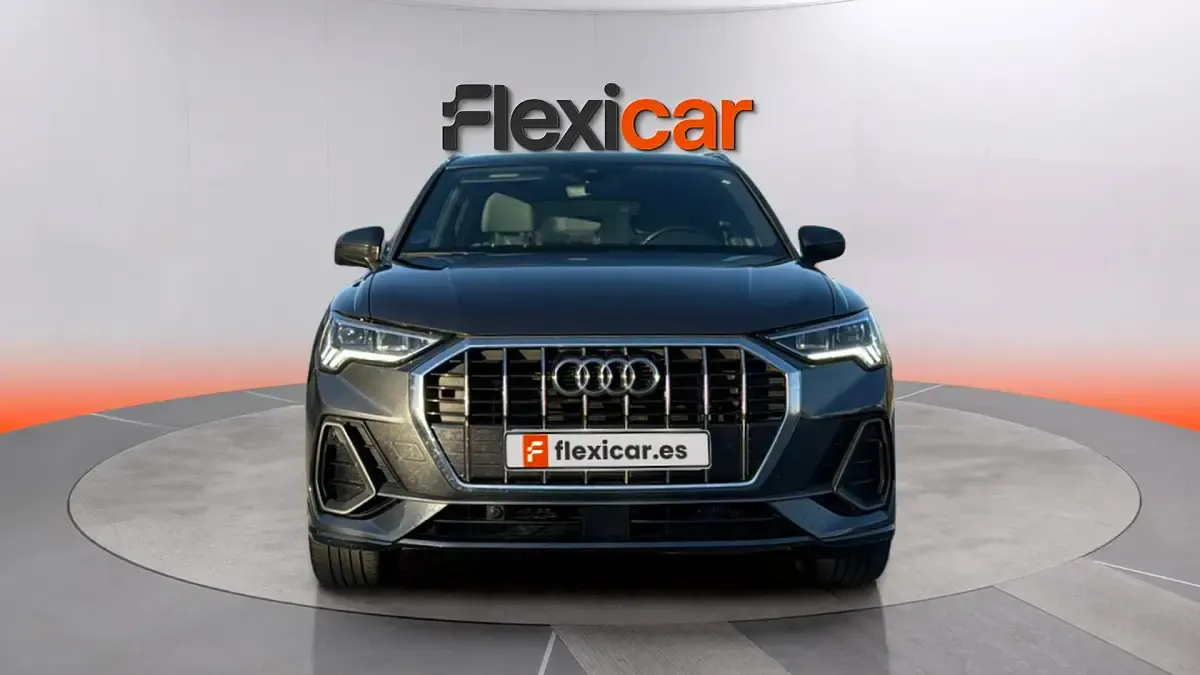 Usado Audi Q3 S-Line 245 CV (180 kW) 2023 Gris SUV