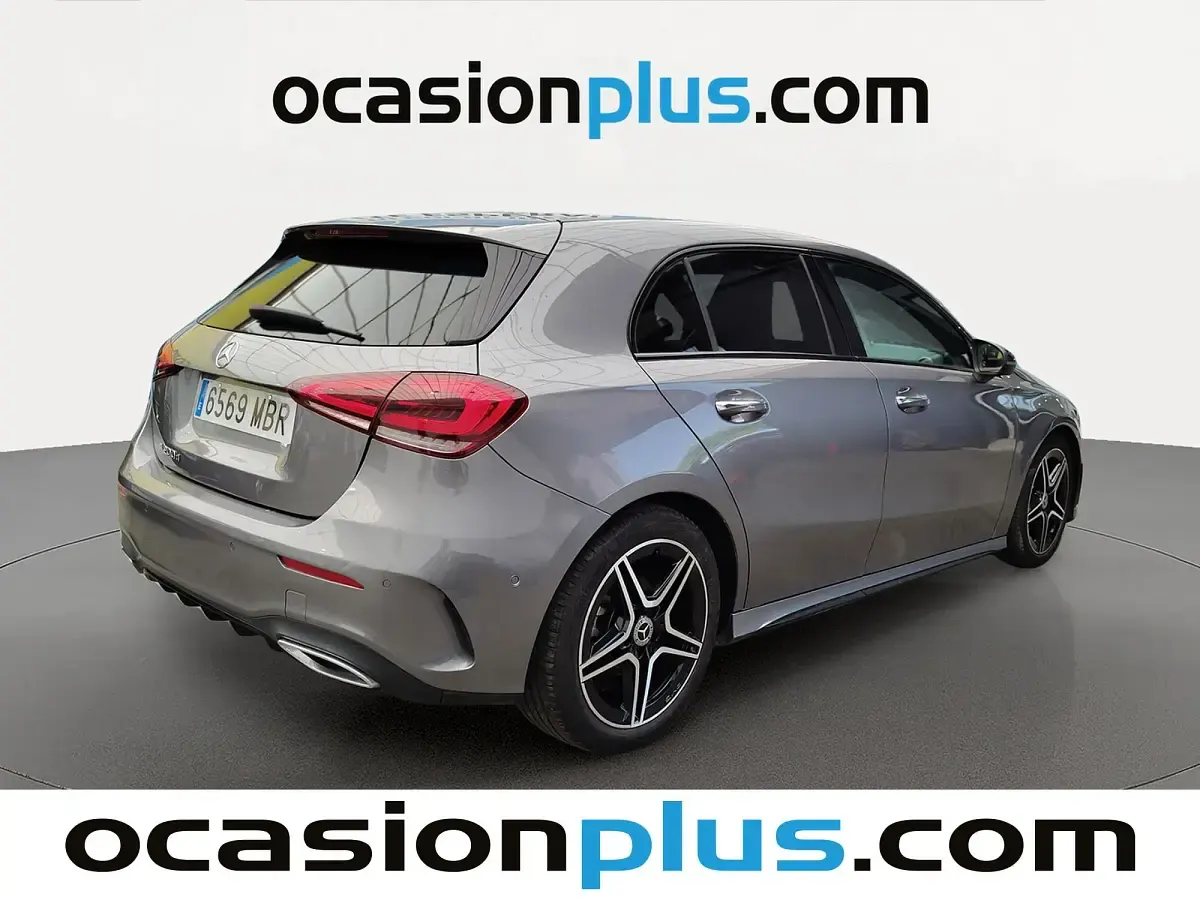 Usado Mercedes A150 150 CV (110 kW) 2022 Gris Utilitario