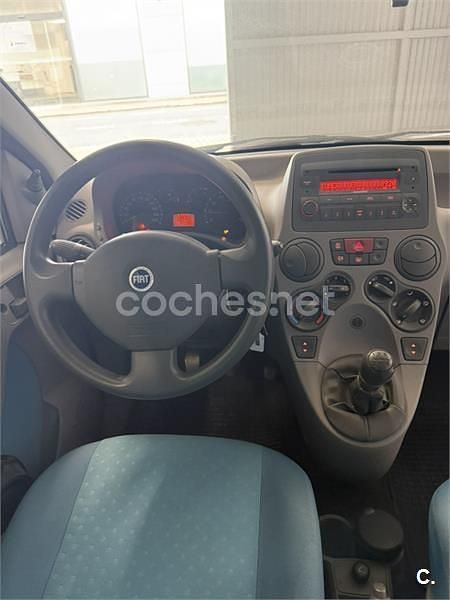 Usado Fiat Panda Dynamic 60 CV (44 kW) 2004 Amarillo Utilitario