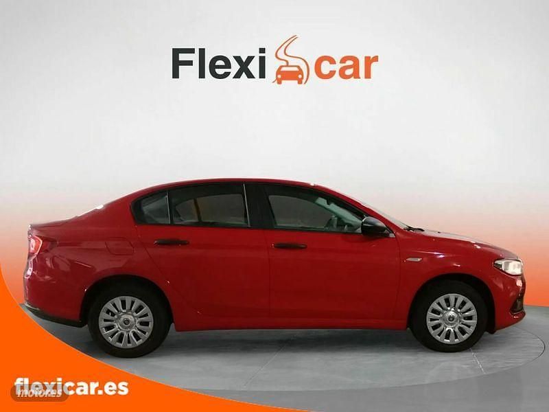 Usado Fiat Tipo 101 CV (74 kW) 2021 Rojo Berlina