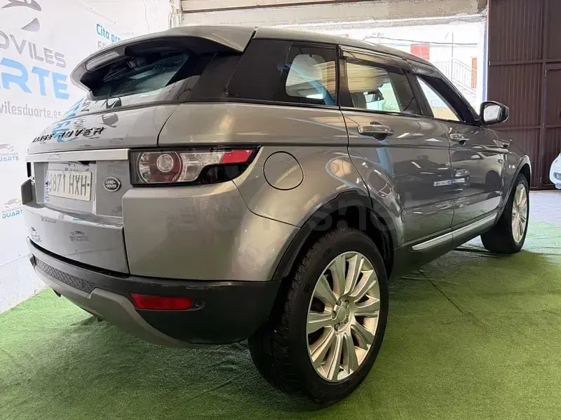 Usado Land Rover Range Rover evoque Dynamic 190 CV (139 kW) 2014 Gris / plata SUV