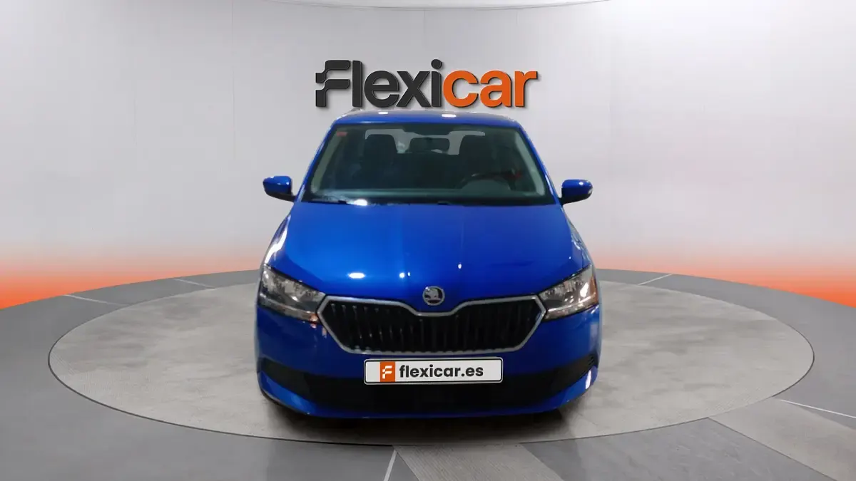 Usado Skoda Fabia 75 CV (55 kW) 2019 Azul Utilitario