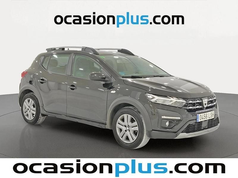 Usado Dacia Sandero Comfort 101 CV (74 kW) 2021 Negro Utilitario