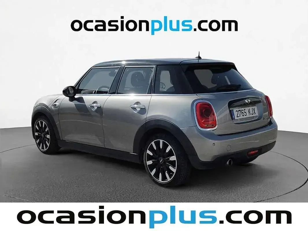 Usado Mini Cooper D 116 CV (85 kW) 2018 Gris Utilitario