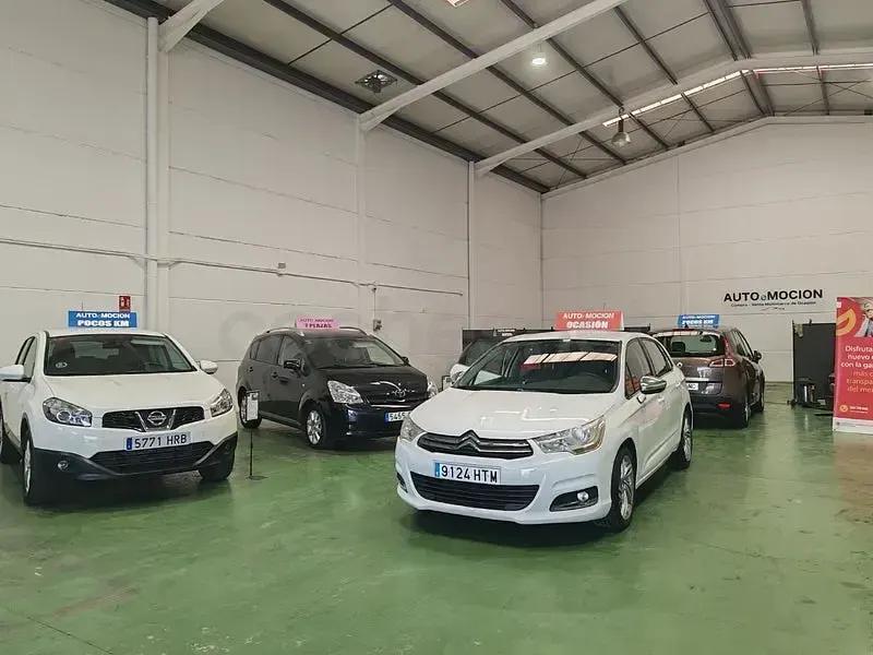 Usado Citroën C4 92 CV (67 kW) 2013 Blanco Berlina