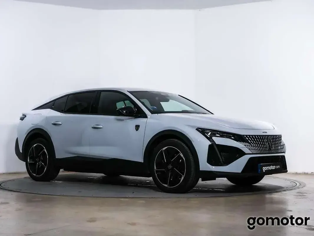 Usado Peugeot e-408 GT 156 kW (213 CV) 2025 Blanco SUV