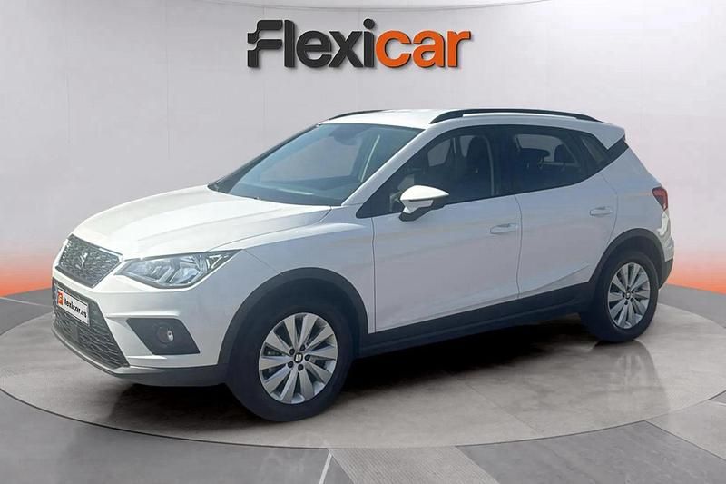 Usado Seat Arona Ecomotive 95 CV (69 kW) 2017 Blanco SUV