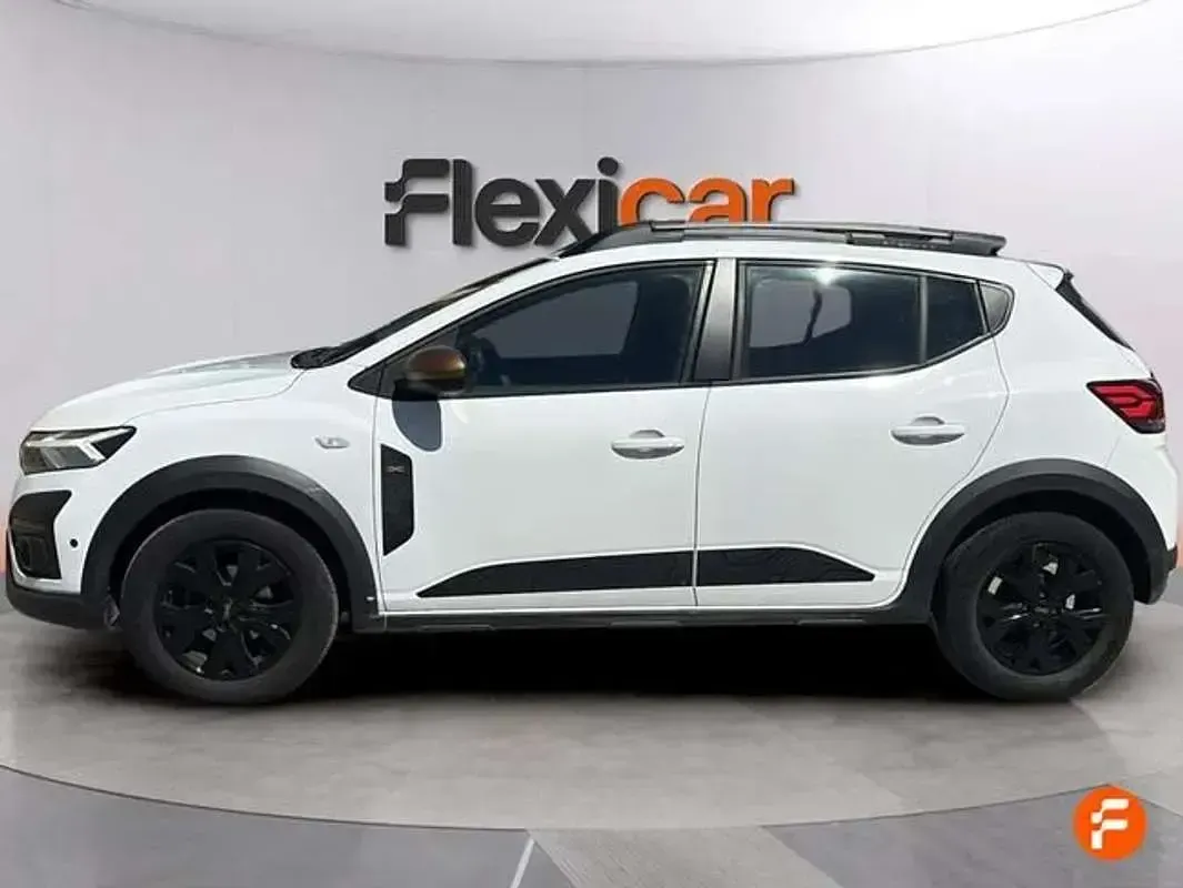 Usado Dacia Sandero Extreme 91 CV (66 kW) 2024 Blanco Utilitario