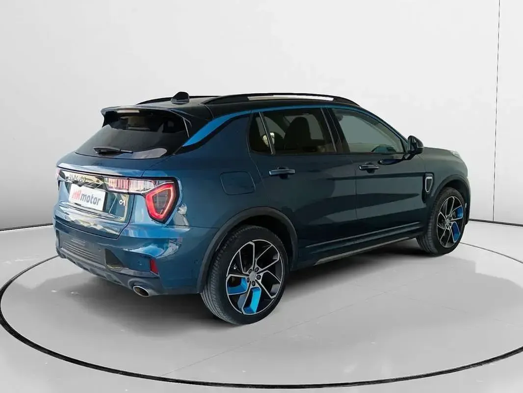 Usado Lynk & Co 01 261 CV (191 kW) 2024 Azul SUV