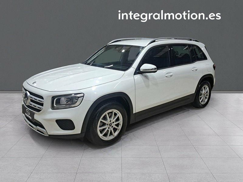 Usado Mercedes GLB180 113 CV (83 kW) 2021 Blanco SUV