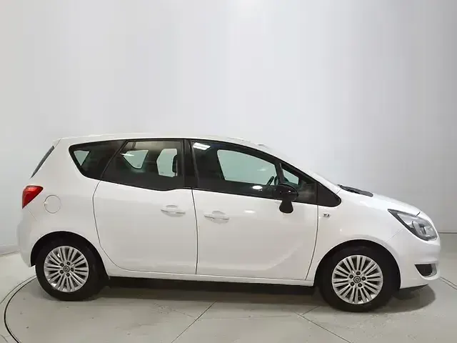 Usado Opel Meriva Selective 120 CV (88 kW) 2014 Blanco Monovolumen
