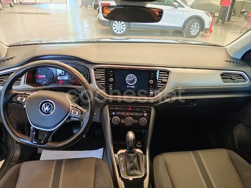 Usado VW T-Roc Advance 150 CV (110 kW) 2021 Gris / plata SUV
