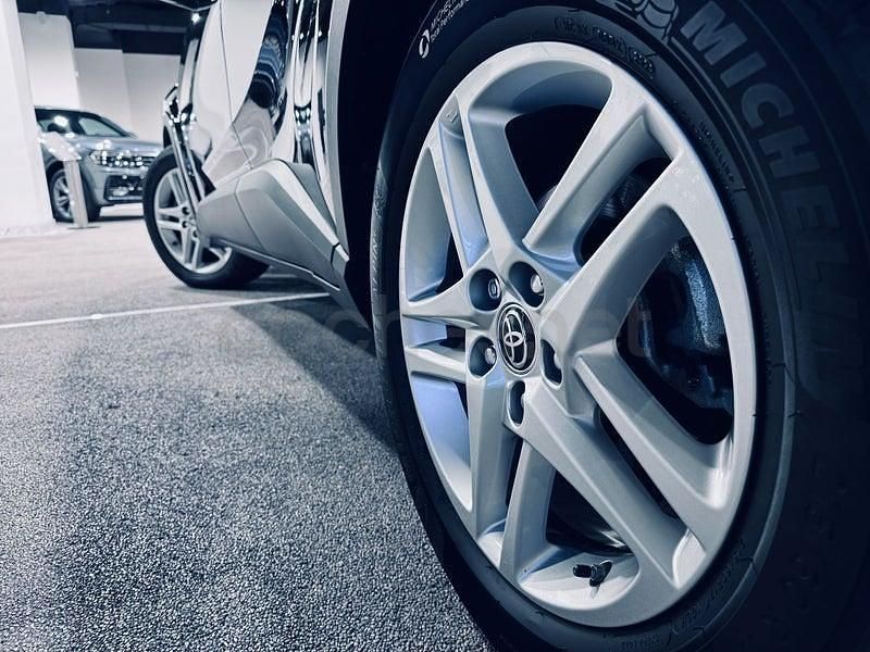 Usado Toyota C-HR Advance 184 CV (135 kW) 2022 Negro SUV