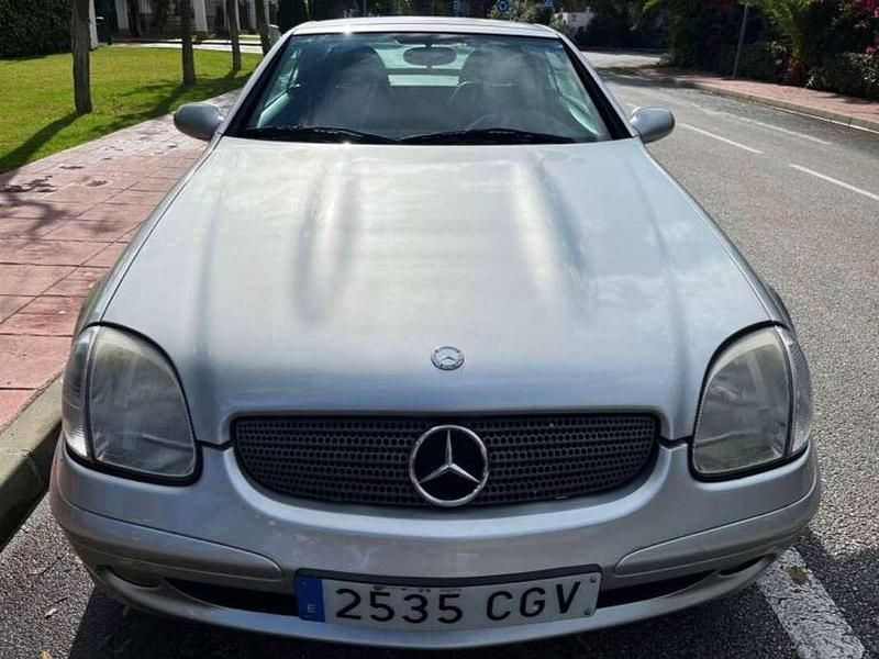 Usado Mercedes SLK230 193 CV (141 kW) 2000 Plateado Descapotable