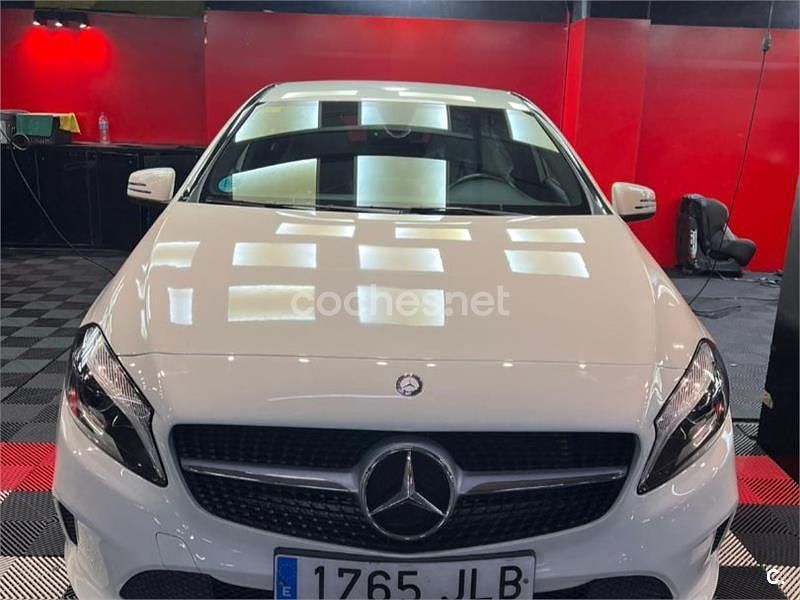 Usado Mercedes A200 Urban 136 CV (100 kW) 2016 Blanco Berlina