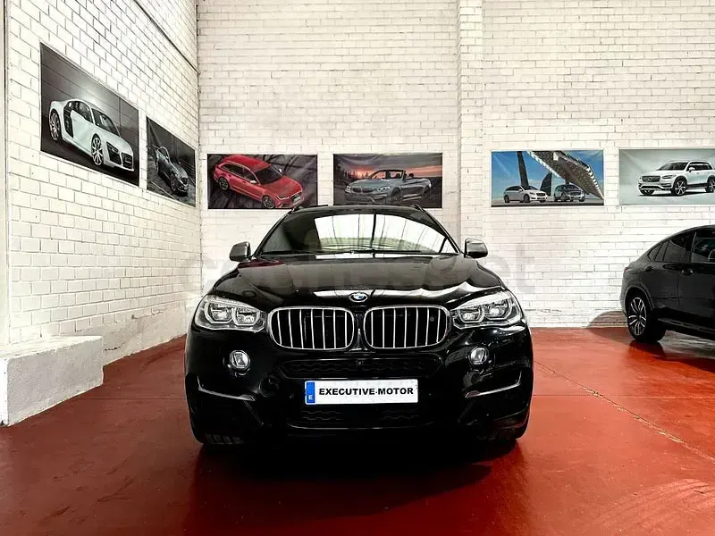 Usado BMW X6 M50 Comfort Edition 381 HP (280 kW) 2016 Preto SUV
