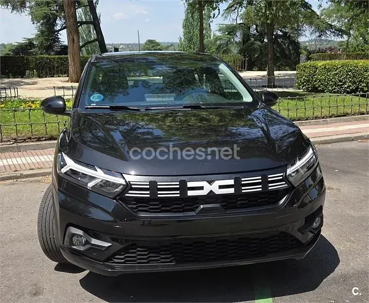 Usado Dacia Sandero Expression 101 CV (74 kW) 2025 Negro Berlina