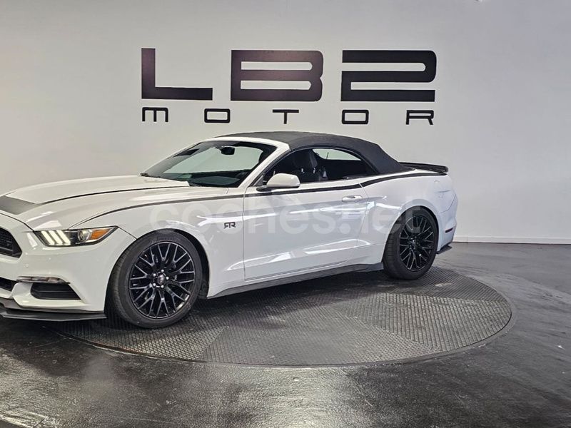 Blanco Usado 2016 Ford Mustang GT Fastback Descapotable | 31.499 € (Super precio) - Imagen 1/4