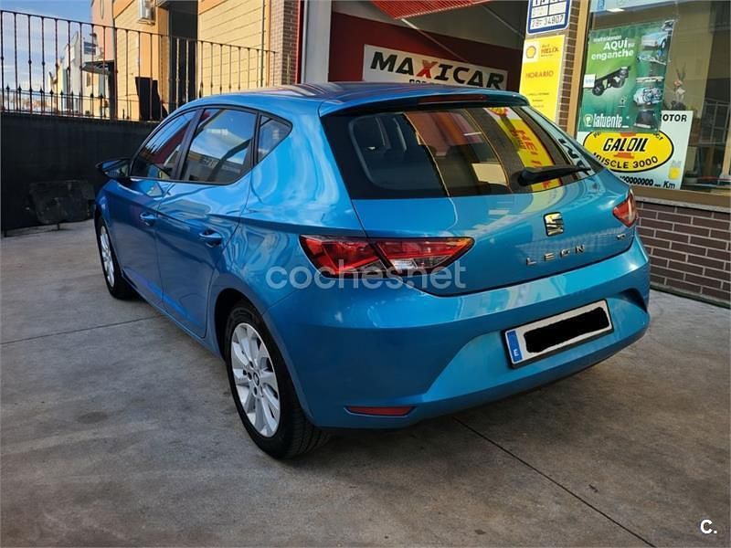 Usado Seat Leon FR 150 CV (110 kW) 2014 Azul Familiar