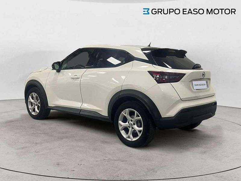 Usado Nissan Juke Acenta 114 CV (83 kW) 2022 Blanco SUV