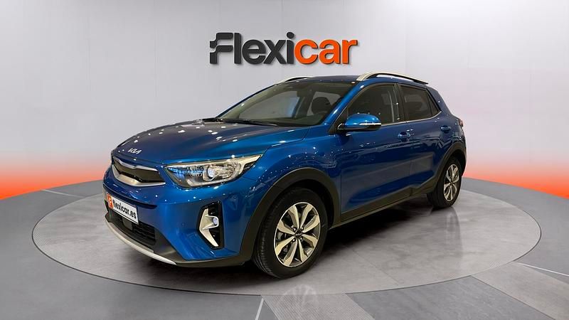 Usado Kia Stonic 100 CV (73 kW) 2022 Azul SUV