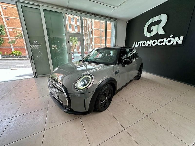 Usado Mini ONE 102 CV (75 kW) 2022 Gris / plata Utilitario