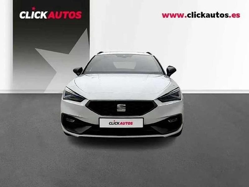 Usado Seat Leon FR 116 CV (85 kW) 2025 Blanco Familiar