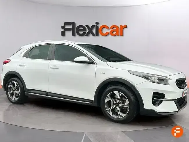 Usado Kia XCeed 120 CV (88 kW) 2022 Blanco SUV