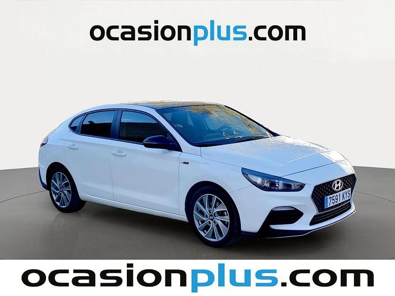 Usado Hyundai i30 N Line 120 CV (88 kW) 2019 Blanco