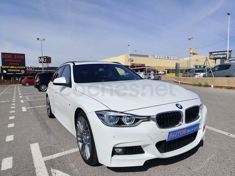 Usado BMW 318 M Sport 150 CV (110 kW) 2018 Blanco Familiar