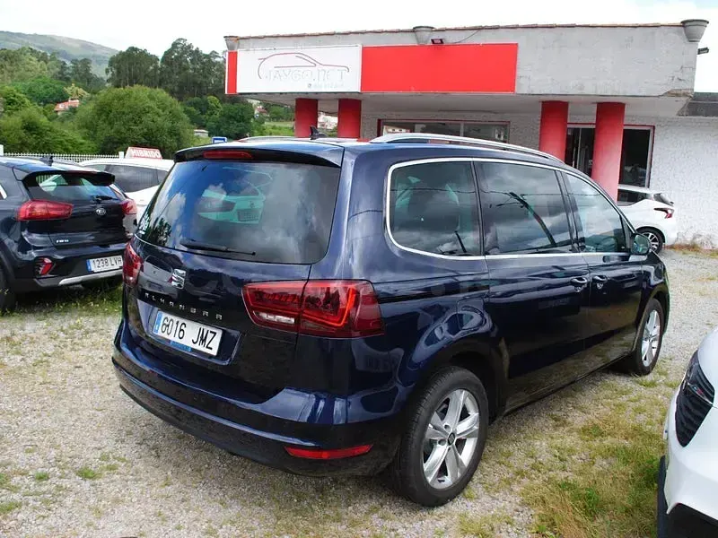 Usado Seat Alhambra 150 CV (110 kW) 2016 Azul Monovolumen
