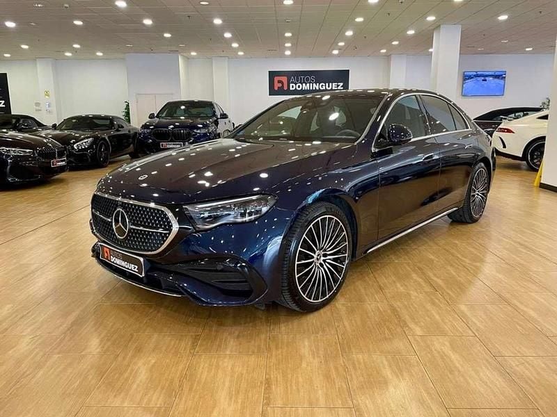 Gris / plata Usado 2025 Mercedes E300 Berlina | 56.900 € (Precio justo) - Imagen 1/4