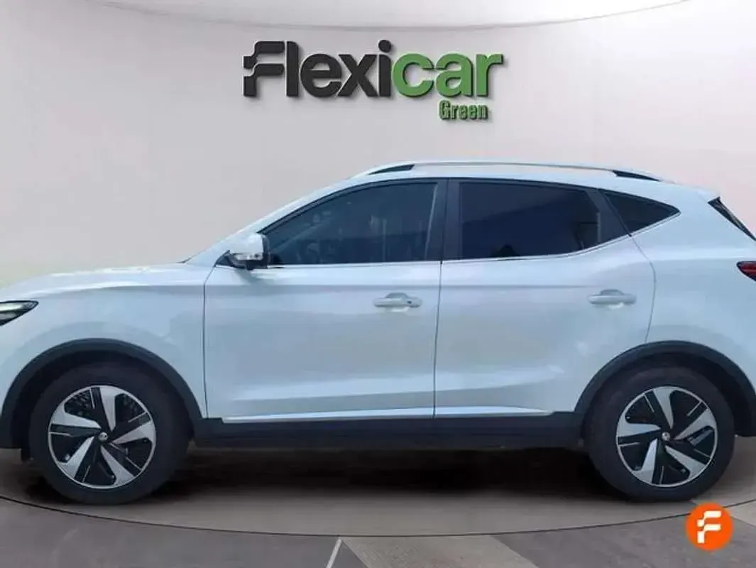 Usado MG ZS Luxury 114 kW (156 CV) 2023 Blanco SUV