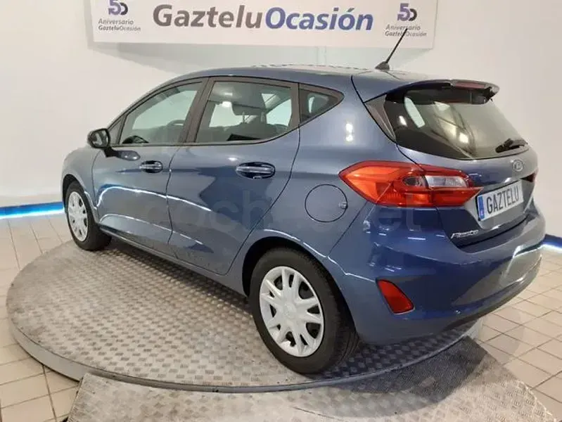 Usado Ford Fiesta Trend 85 CV (62 kW) 2019 Azul Berlina