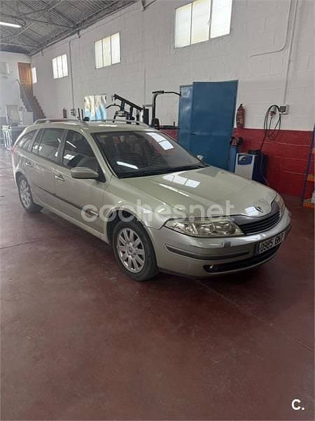 Usado Renault Laguna II Expression 120 CV (88 kW) 2001 Verde Berlina