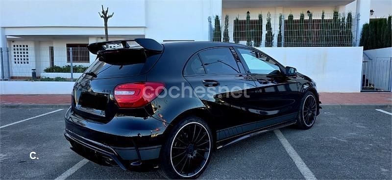 Usado Mercedes A250 AMG line 211 CV (155 kW) 2015 Negro Berlina