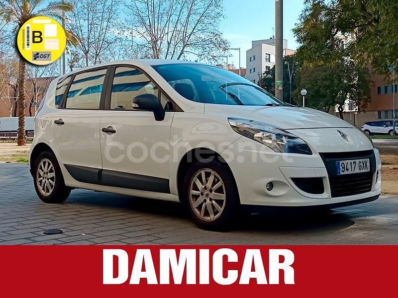 Blanco Usado 2010 Renault Scénic III Authentique Monovolumen | 4590 € (Buen precio) - Imagen 1/4