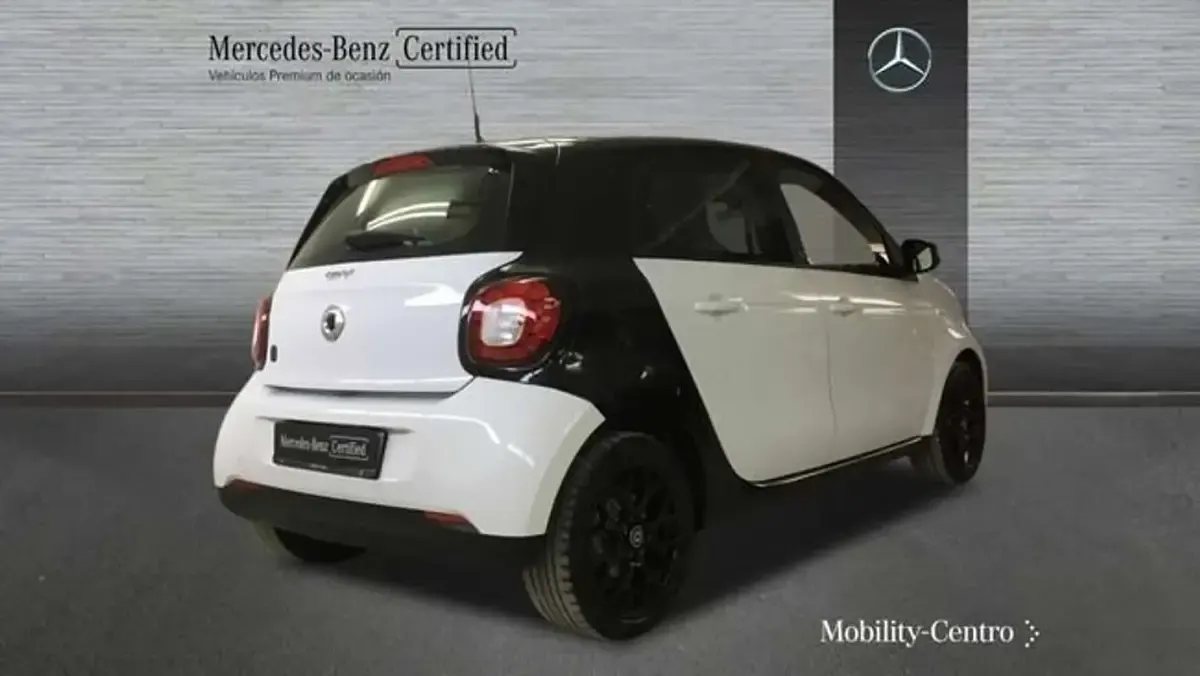 Usado Smart ForFour Electric Drive 60 kW (82 CV) 2019 Blanco Utilitario